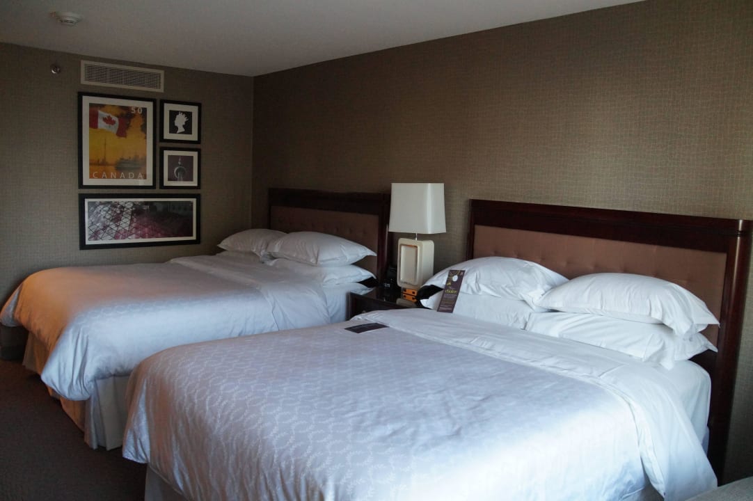 "Doppelzimmer mit zwei Queen-Size Betten" Sheraton Centre Toronto Hotel