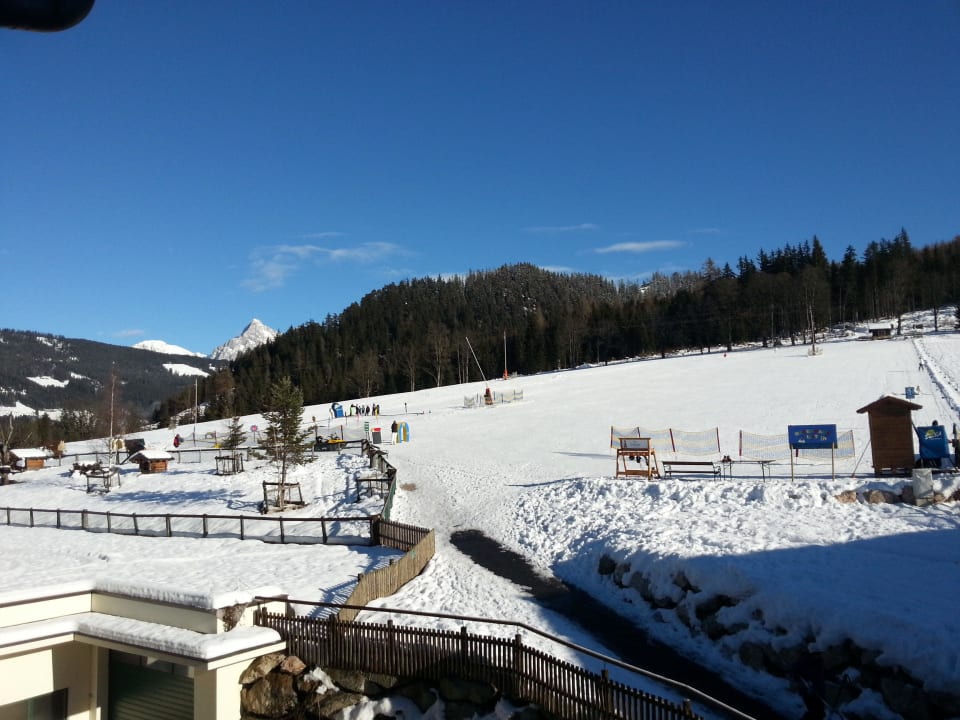 Ski- und Rodelberg hinter dem Hotel Die Seitenalm