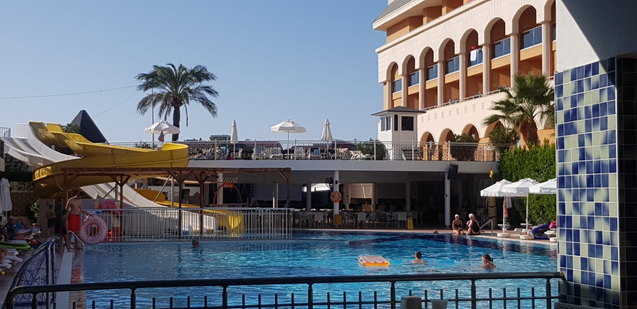 Pool Dream World Resort & Spa