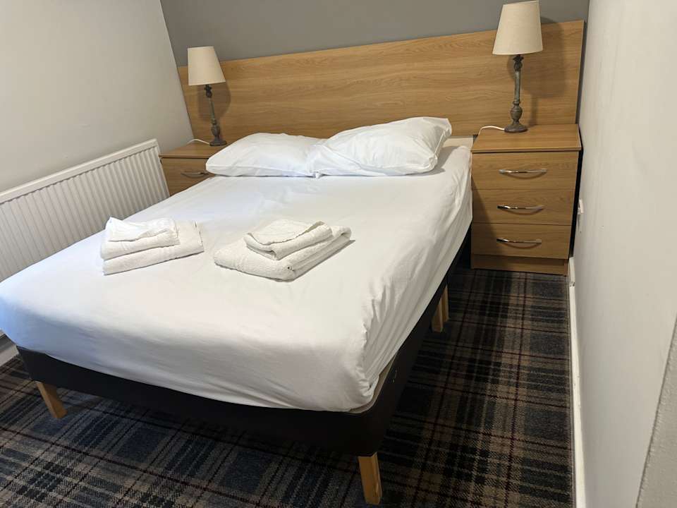 Zimmer Adamton Country House