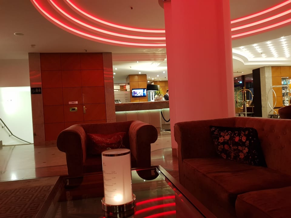 Lobby Hotel Palace Berlin