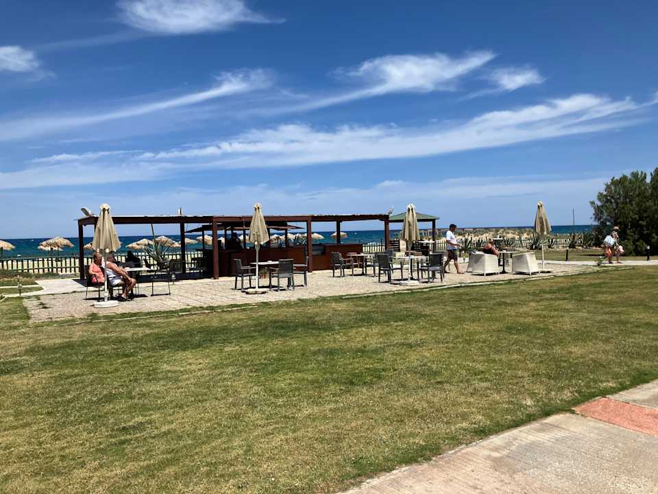 Gartenanlage Bella Beach Hotel