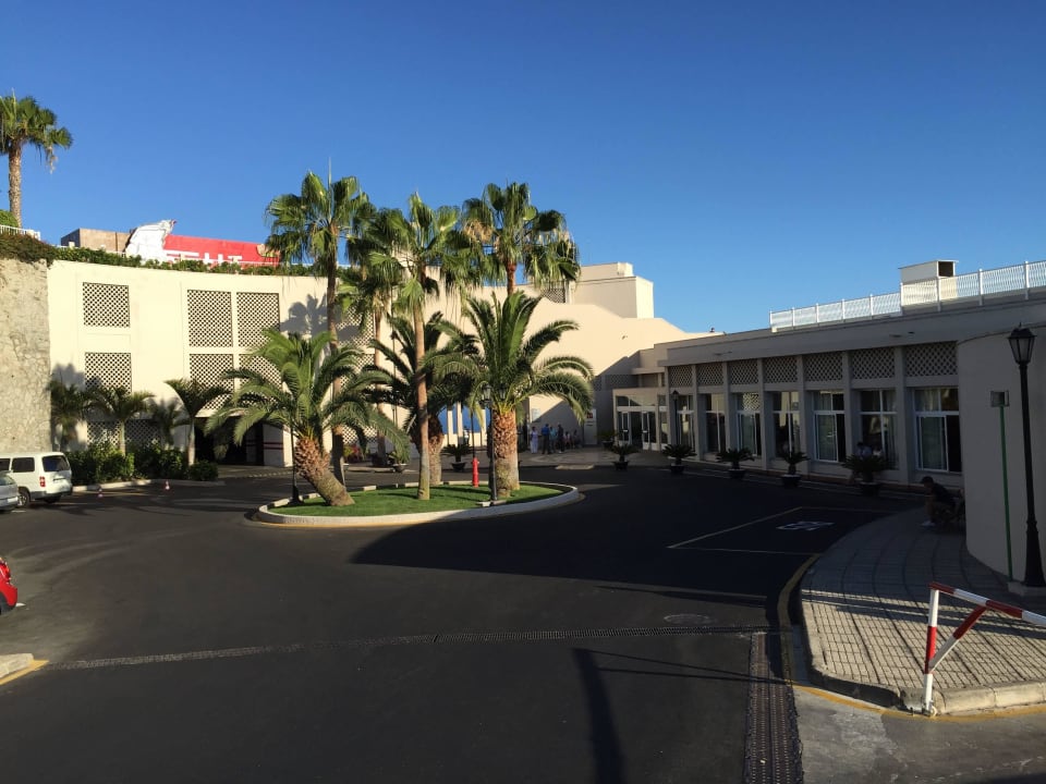 Podjazd Hotel Riu Vistamar