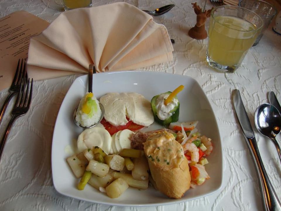 Meine Auswahl vom Vorspeisenbuffet Verwöhn- und Wellnesshotel Walserhof