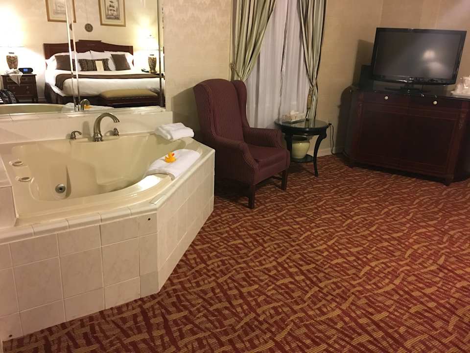 Zimmer SureStay Signature Collection Genetti Hotel