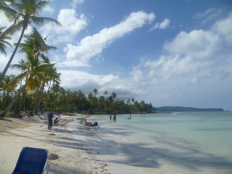 Linke Hand des Strandes Wyndham Alltra Samana
