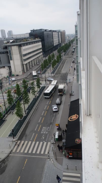 Aussicht vom Balkon Hotel Park & Suites Prestige Paris