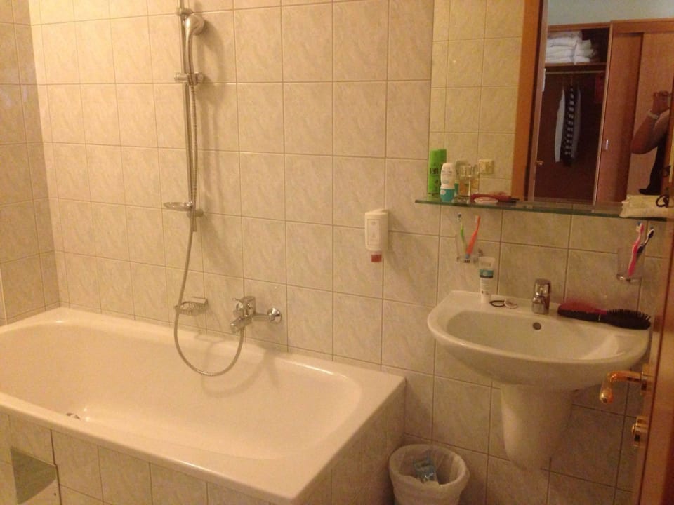 Badezimmer Thermenhotel Kurz