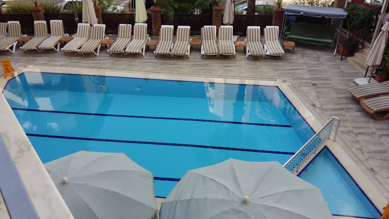 Blick vom Balkon Remi Hotel