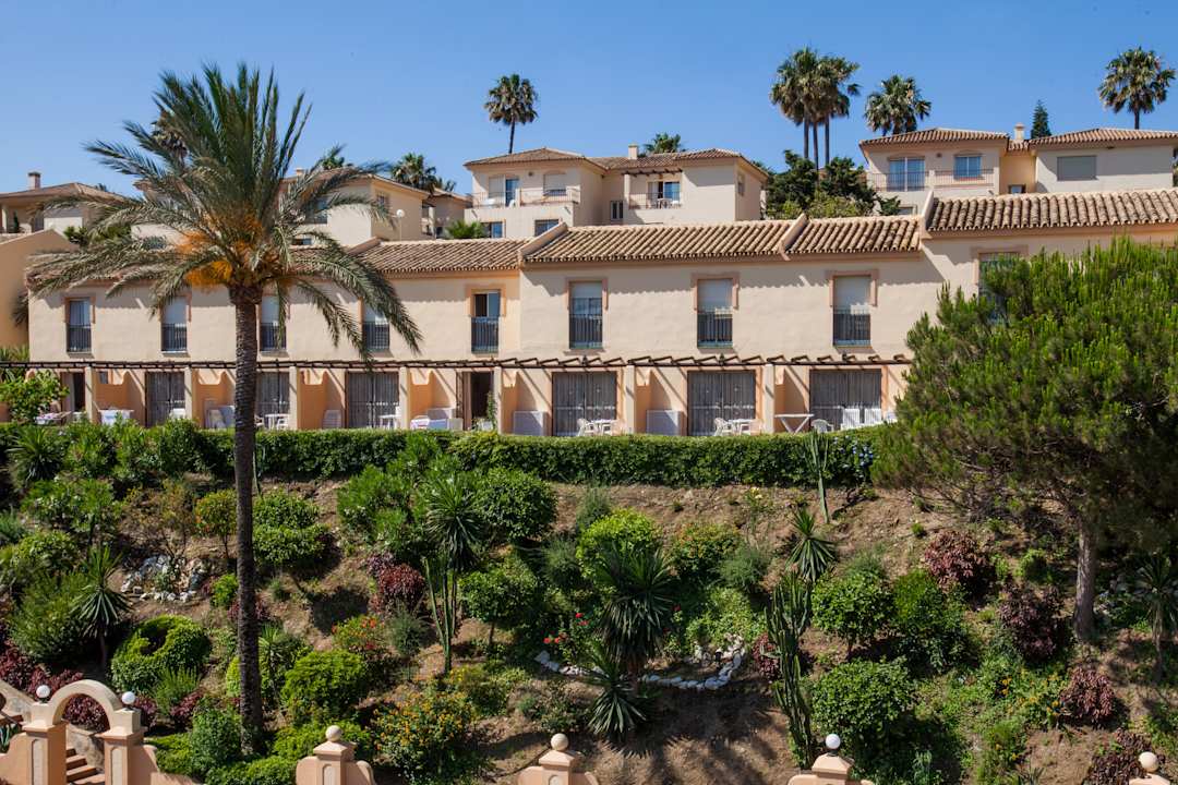 Außenansicht Ramada Hotel & Suites by Wyndham Costa del Sol Fuengirola