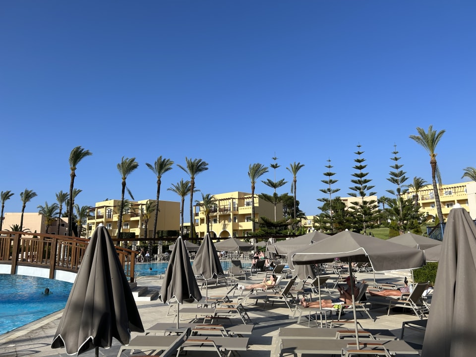 Pool Hotel Horizon Beach Resort