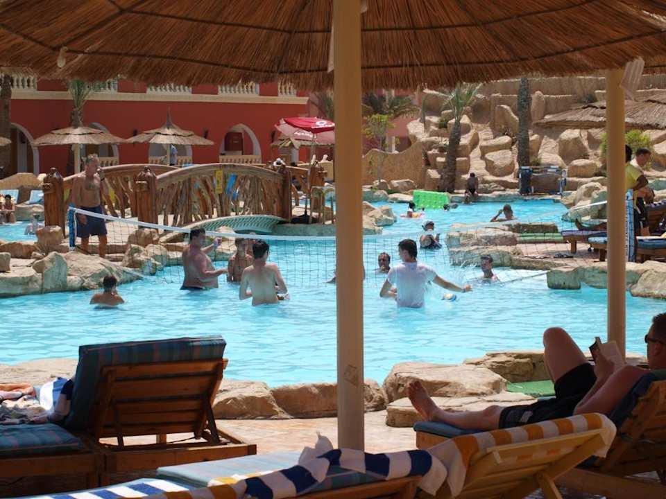 Wodna siatkówka Pickalbatros Alf Leila Wa Leila Resort - Neverland Hurghada