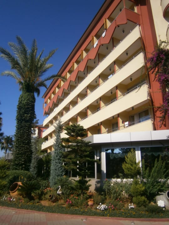 Hauptgebäude Saphir Hotel & Villas