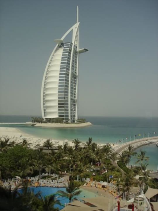 Blick von unserem Zimmer auf den Strand Jumeirah Beach Hotel