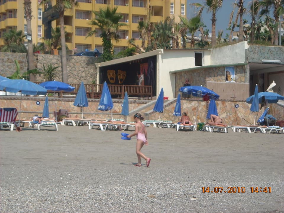 Oto "czysty" piaseczek na plaży Prestige Alanya