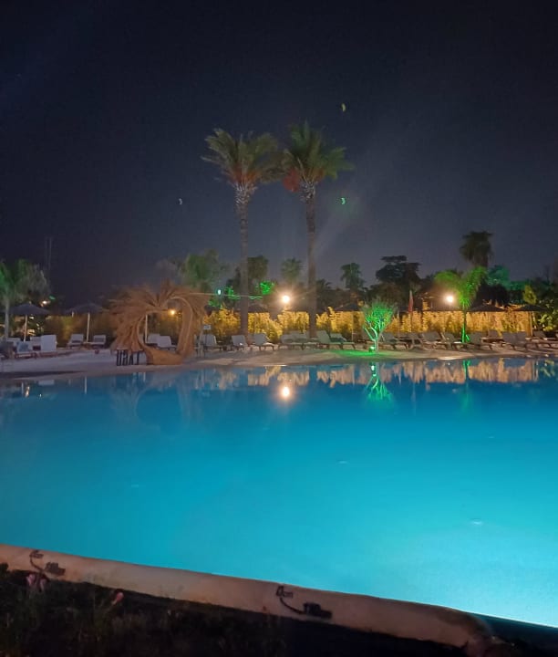 Pool Lago Hotel