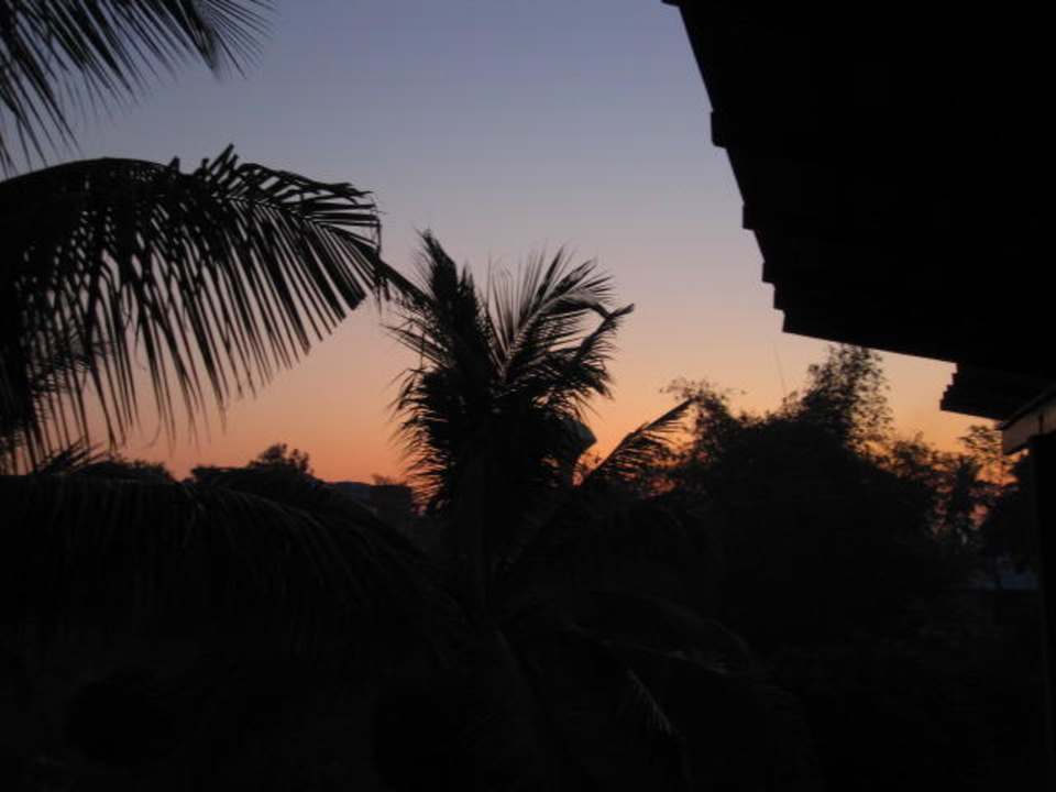 Vor dem Sonnenuntergang Hotel Bay of Bengal Resort