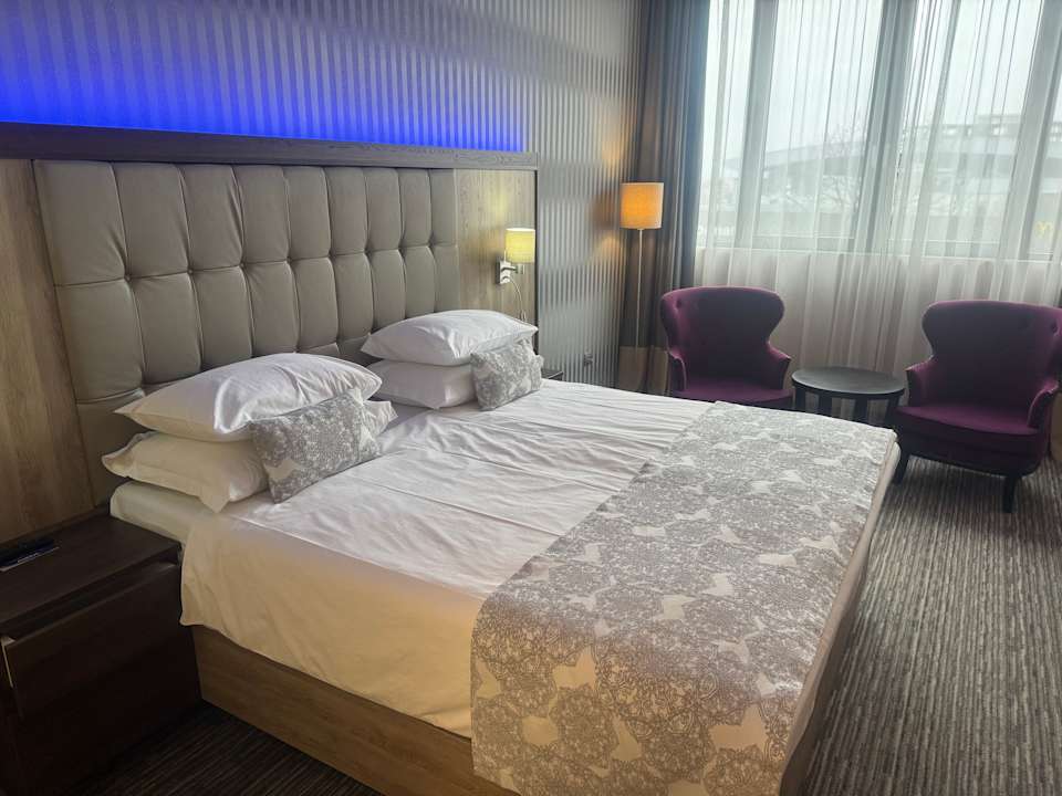 Zimmer Admiral Hotel