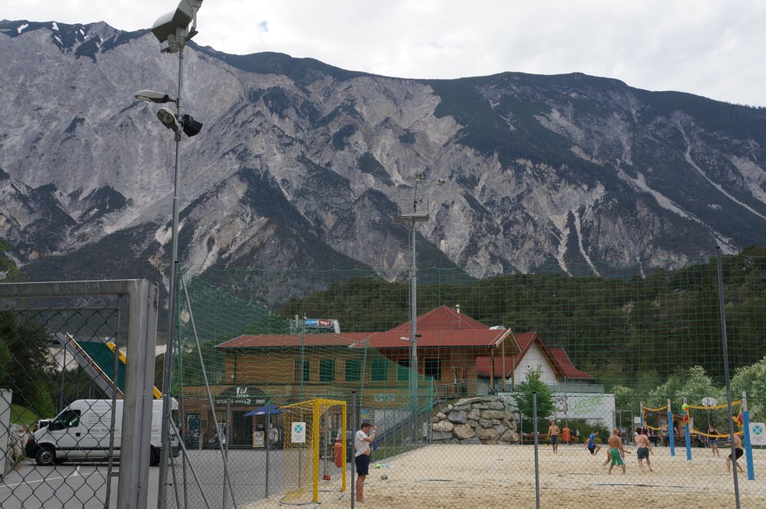 Beach-Volleyball/-Fussball AREA 47