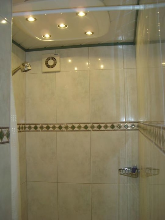 Dusche Pension Sixtysix