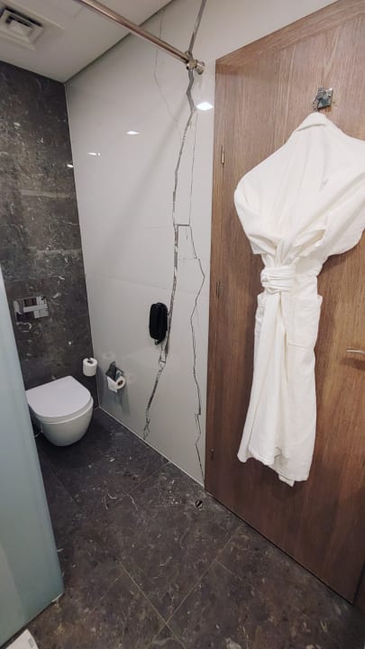 Zimmer voco Dubai The Palm by IHG