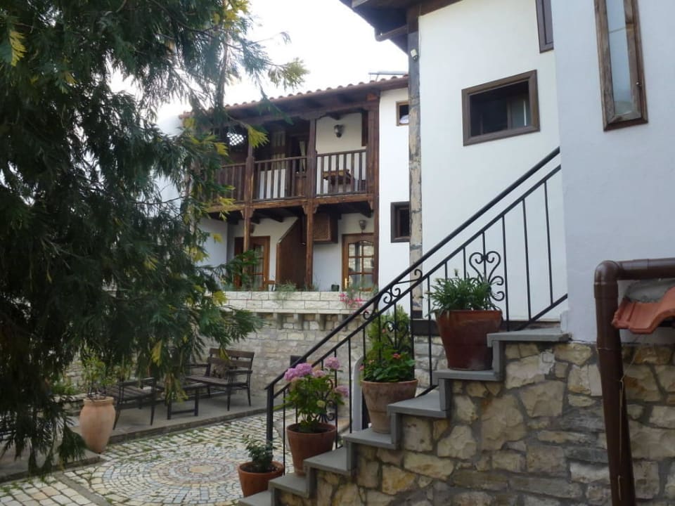 Innenhof Hotel Mangalemi