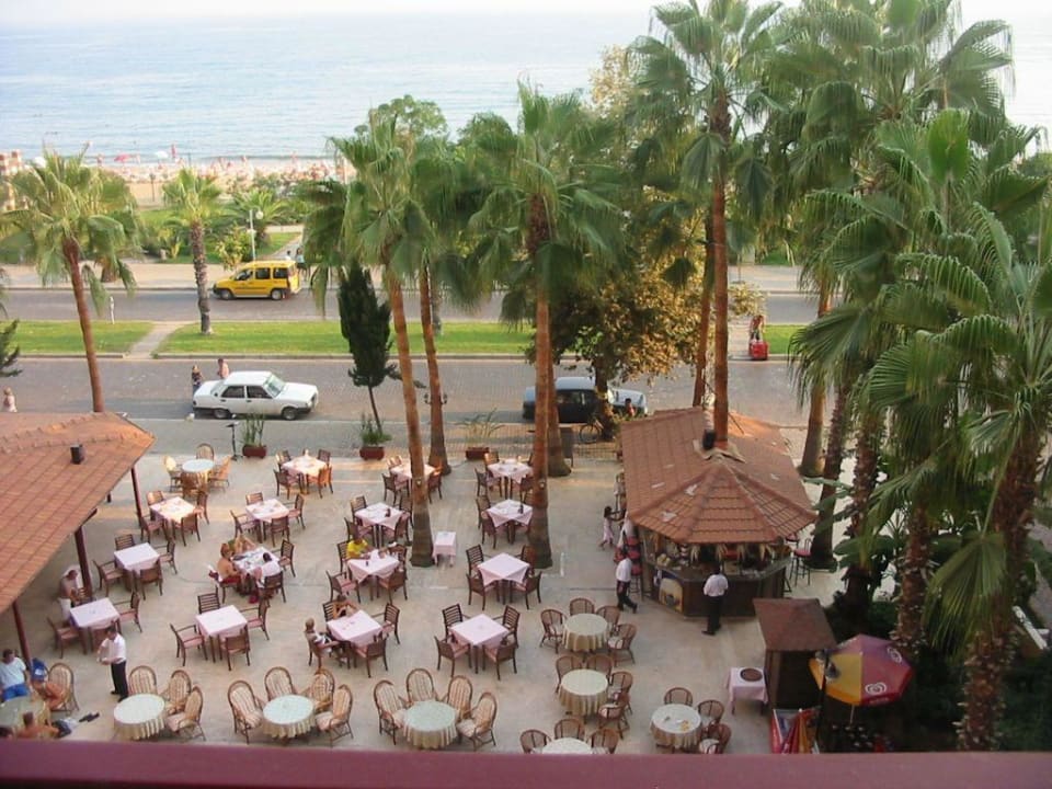 Blick von Zimmer 3010 Eftalia Downtown Hotel