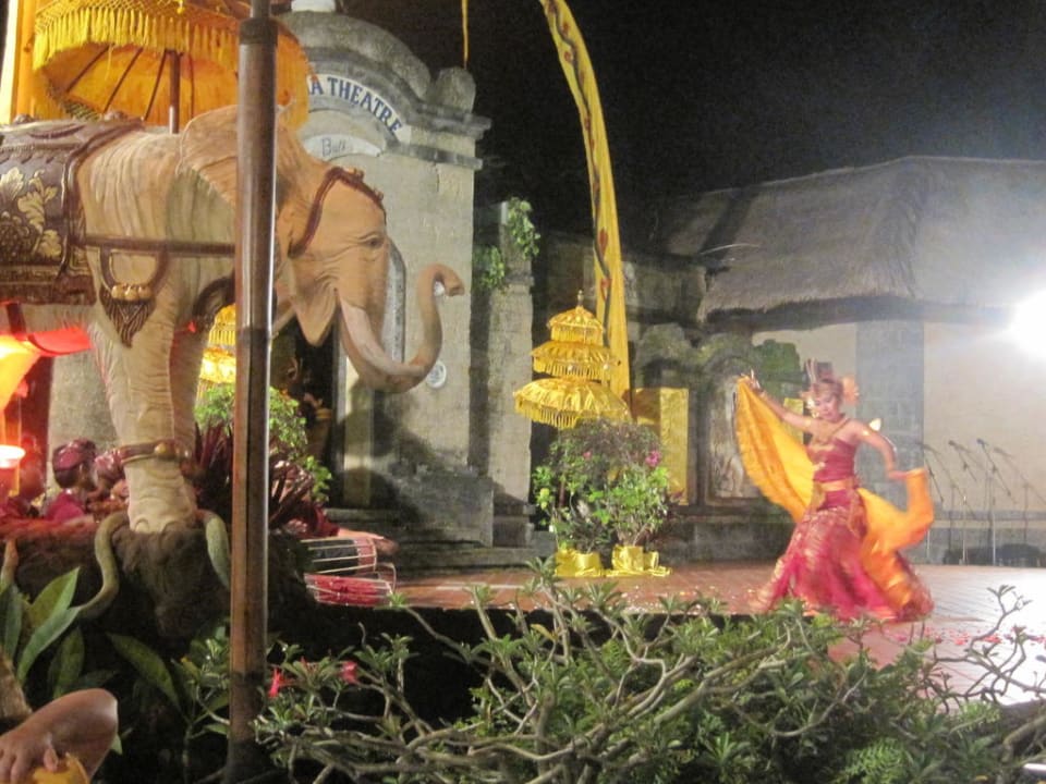 Show im Rama Theater Hotel Grand Mirage Resort & Thalasso Bali