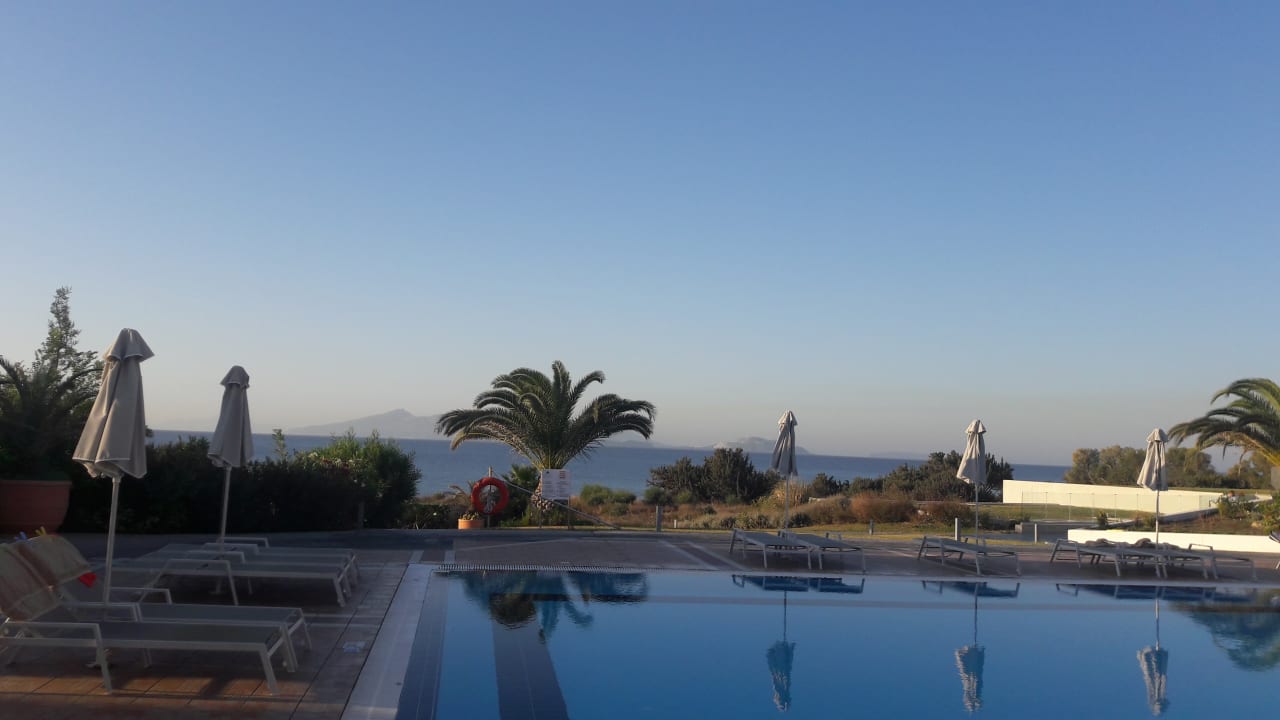 Pool Porto Bello Royal