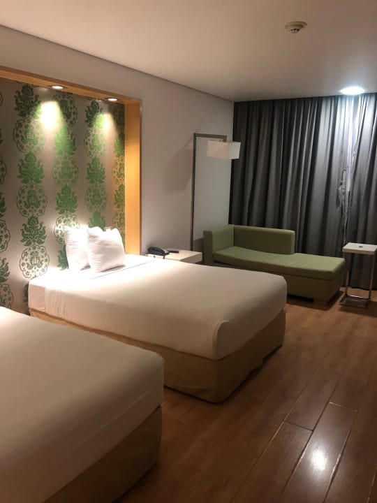 Zimmer NH Collection Mexico City Airport T2