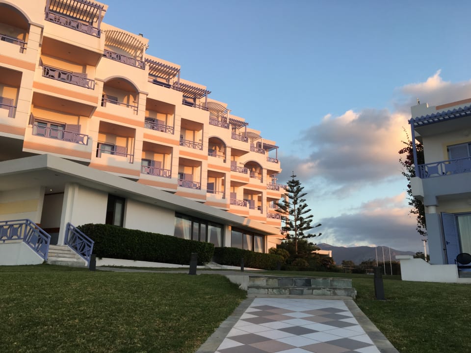 Außenansicht Hotel Serita Beach
