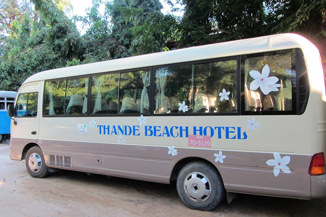 Hotel-Bus Thande Beach Hotel