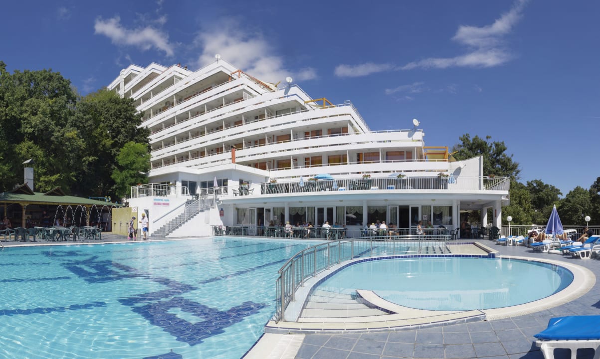 Außenansicht Hotel Pliska