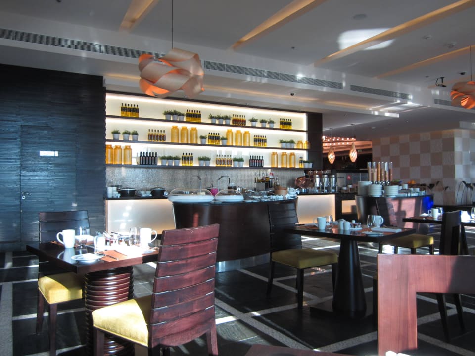 Frühstücksbuffet Marriott Hotel Al Jaddaf Dubai