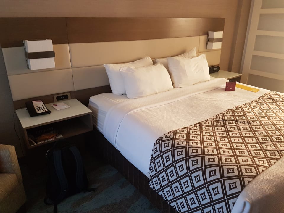 Zimmer Crowne Plaza Ventura Beach