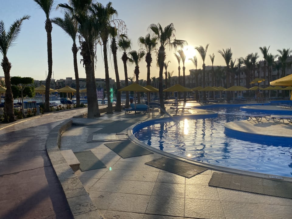 Pool Beach Albatros Resort
