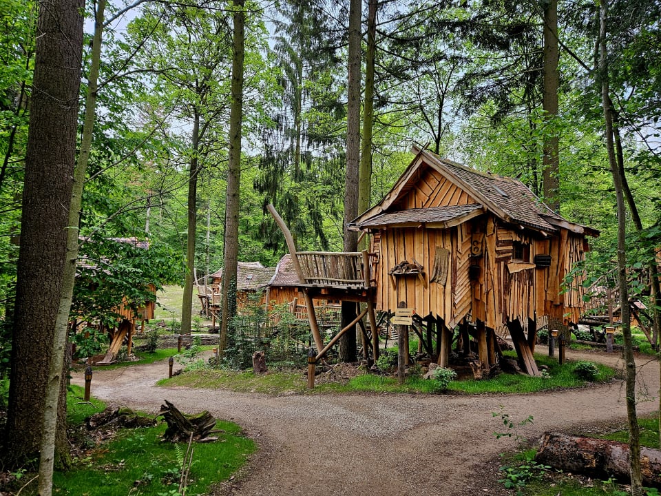 Außenansicht Natur-Resort Tripsdrill