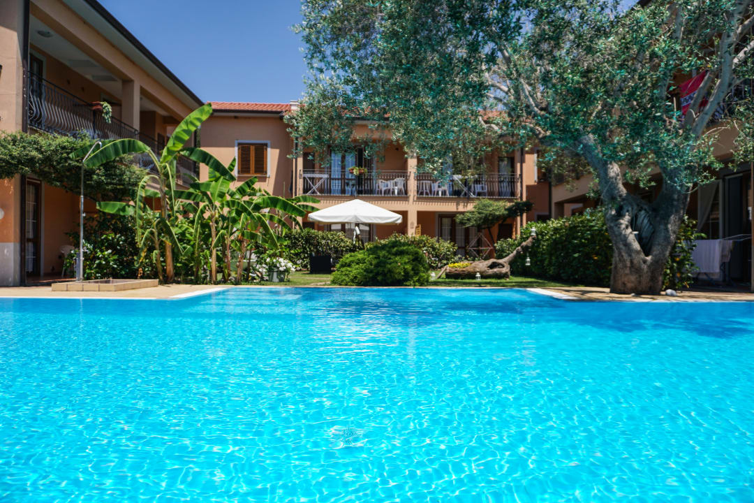 Pool Hotel Residence Villa Andrea