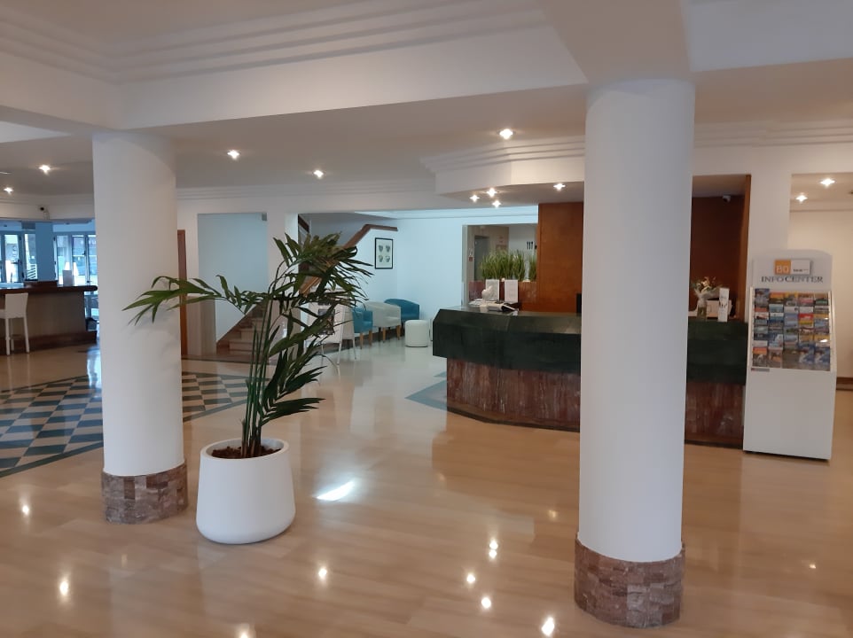 Lobby BQ Sarah