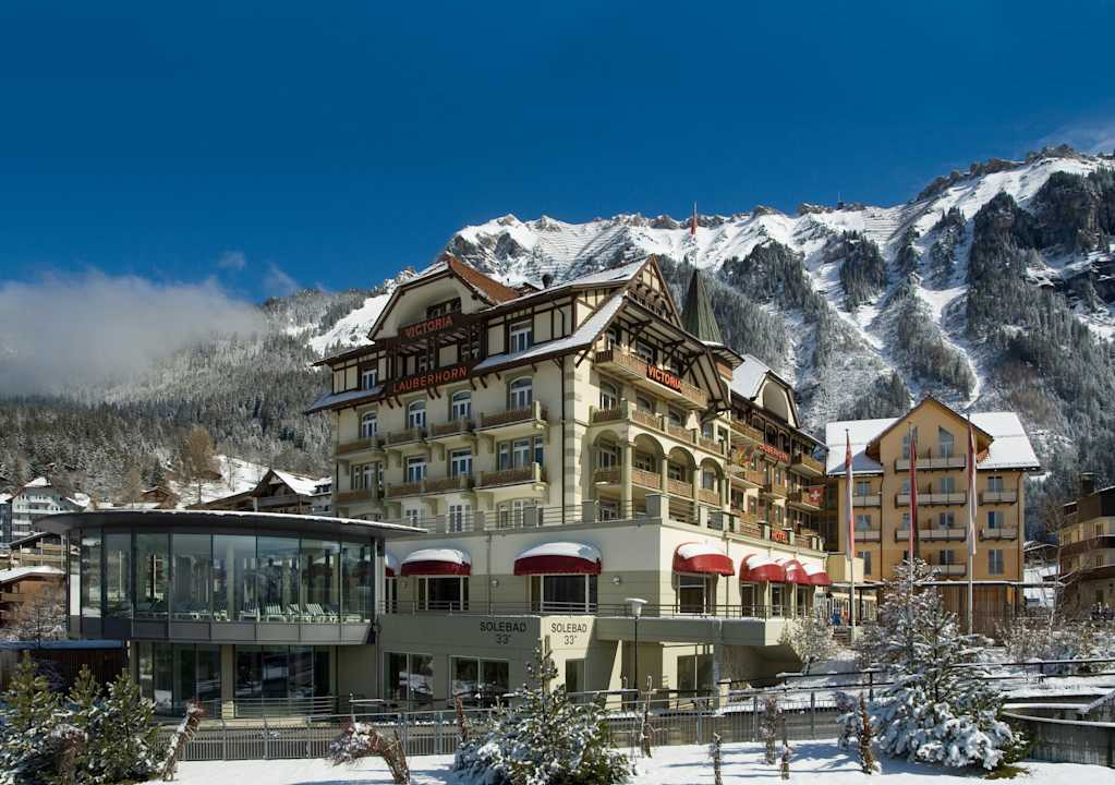 Außenansicht Victoria Lauberhorn Wengen, a Faern Collection Hotel