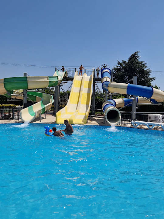 Pool Ramada Plaza by Wyndham Silivri