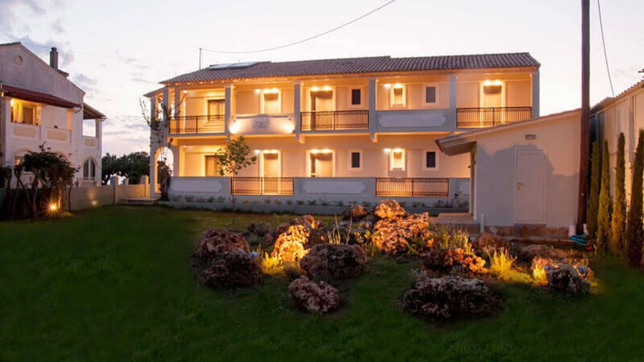 Cressida Seaside Apartments Cressida Seaside Apartments