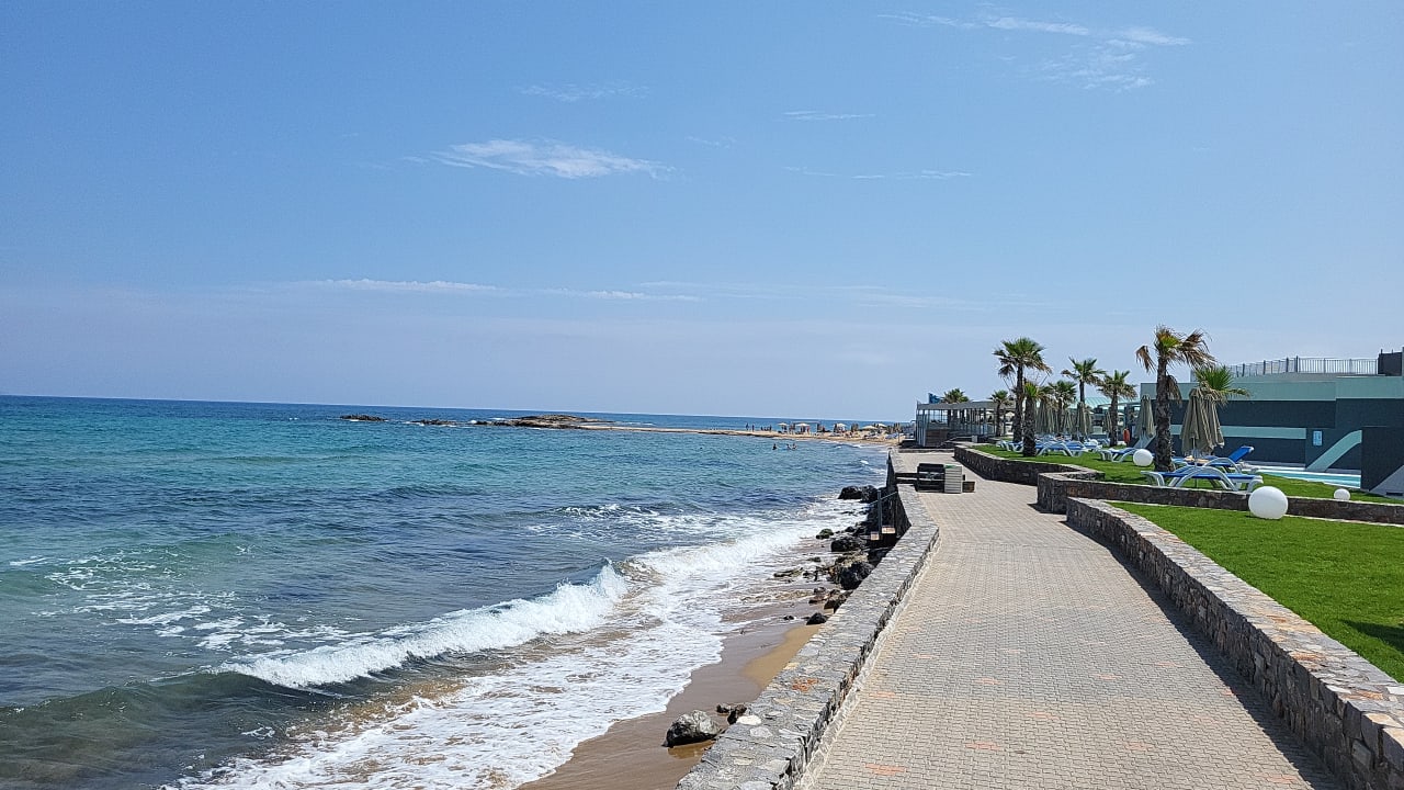 Strand Arina Beach Resort