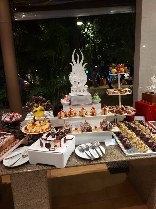 Gastro Embudu Village