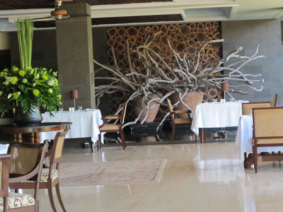Snack Restaurant The St. Regis Bali Resort