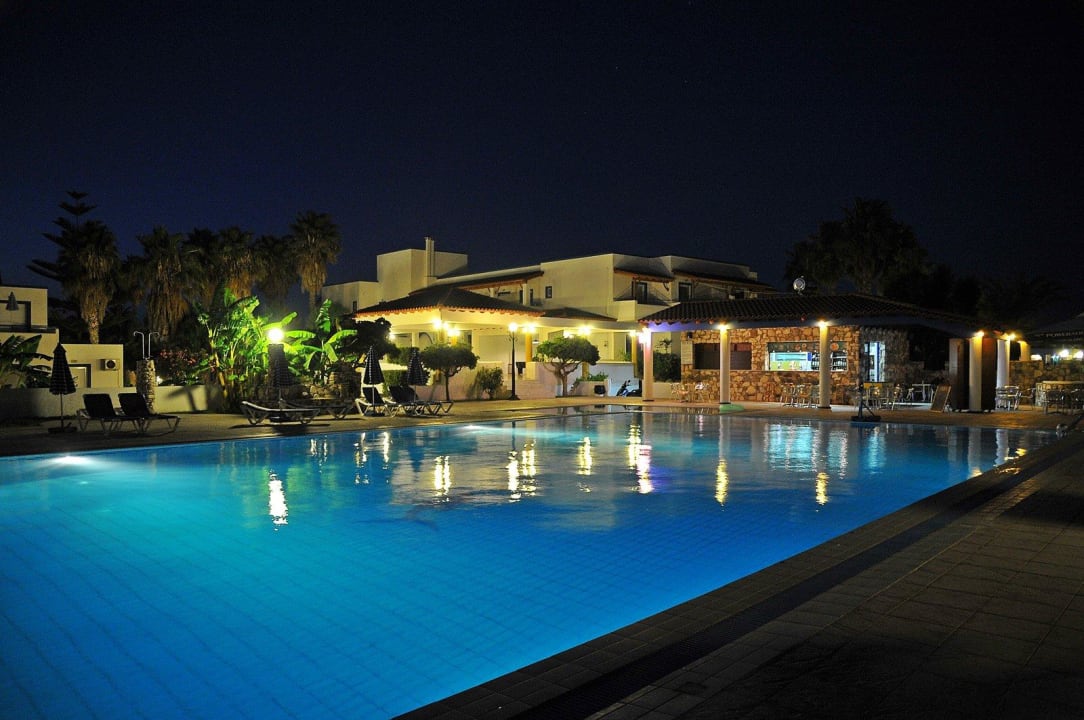 Pool Hotel Tigaki's Star