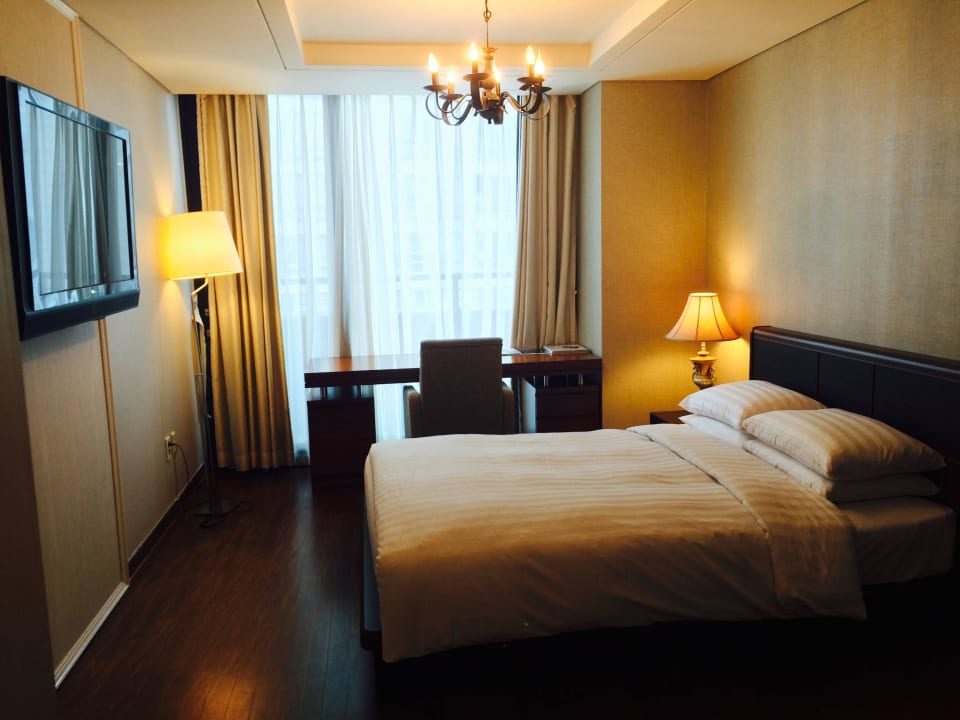 Family Suite Sunset Business Hotel