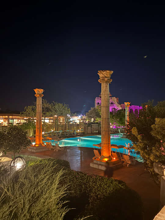 Pool Xanadu Resort Hotel