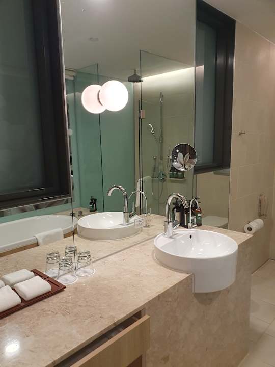 Zimmer Hotel Crowne Plaza Changi Airport