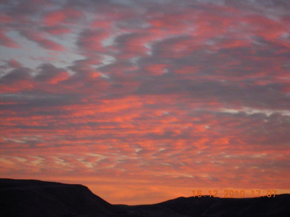 Sonnenuntergang in der Wüste Siva Golden Bay Makadi